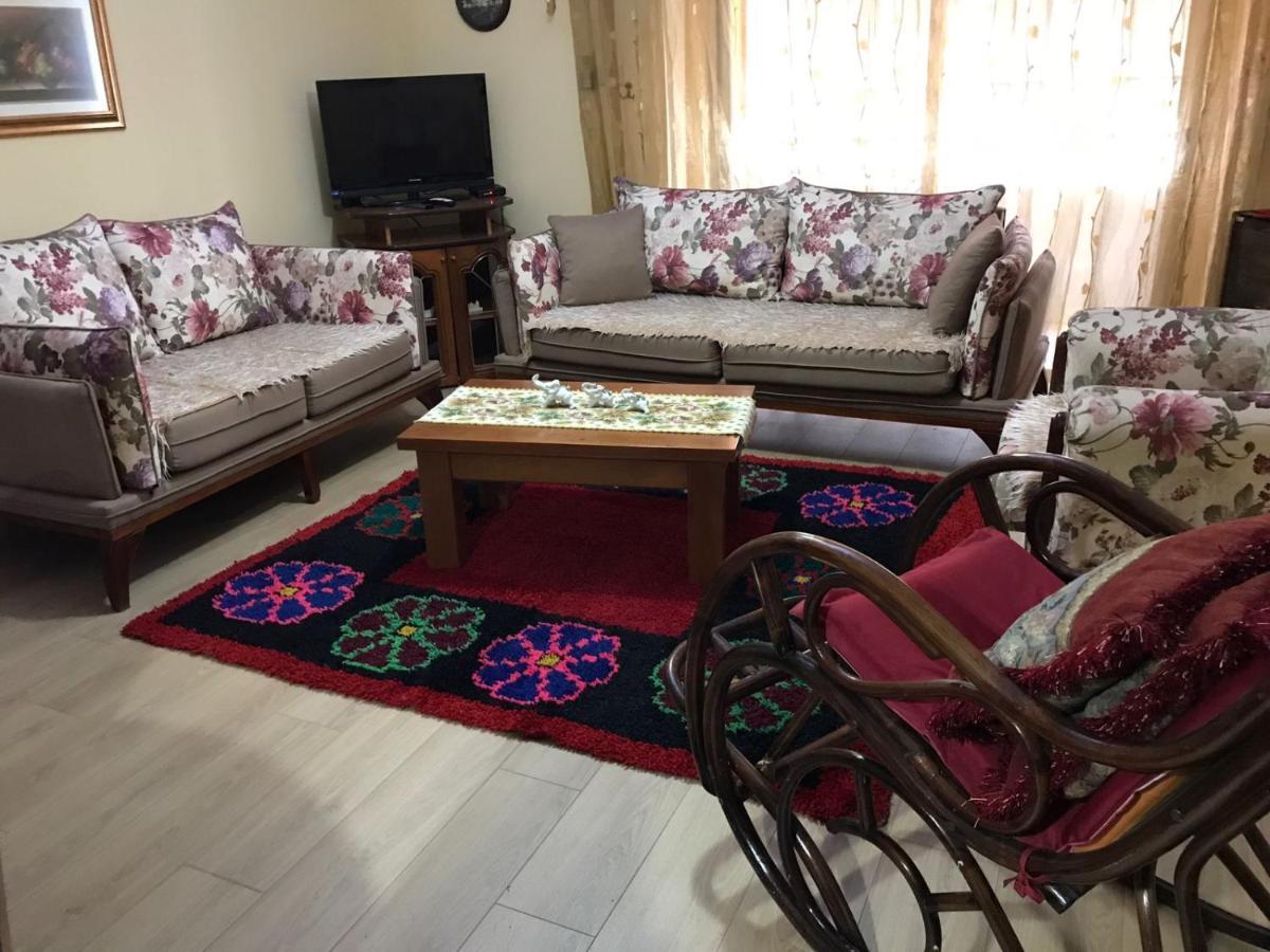 Laku Apartment - At The Heart Of Tirana Extérieur photo